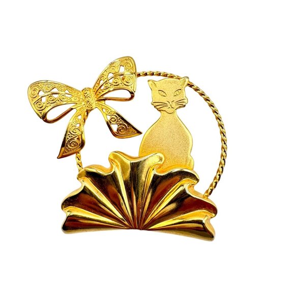 Vintage Gold Tone Cat And Bow Themed Jewelry Brooch - Picture 1 of 3